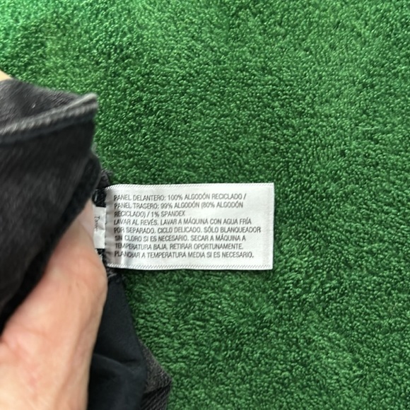 NWT Wild Fable High Rise Straight Leg Button Down Black Wash Jeans Sz16 - Picture 11 of 11